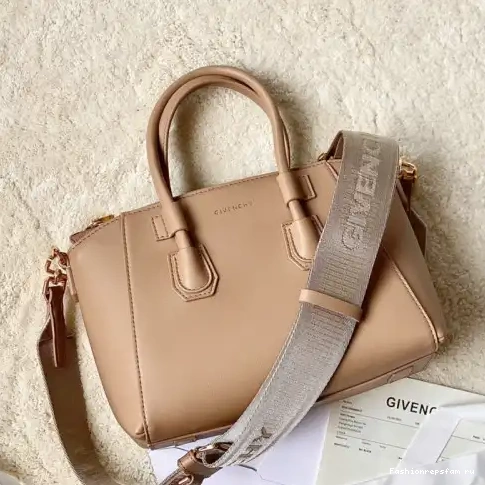 Fashionreps Givenchy 2209SW0091 Bag 0626